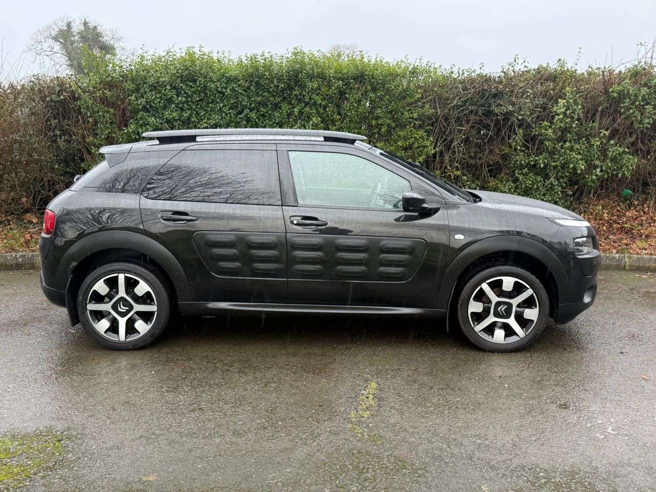 A 2016 CITROEN C4 CACTUS 1.6 BlueHDi Flair Hatchback 5dr Diesel Manual Euro 6 (100 ps) A 2016 CITROEN C4 CACTUS 1.6 BlueHDi Flair Hatchback 5dr Diesel Manual Euro 6 (100 ps)