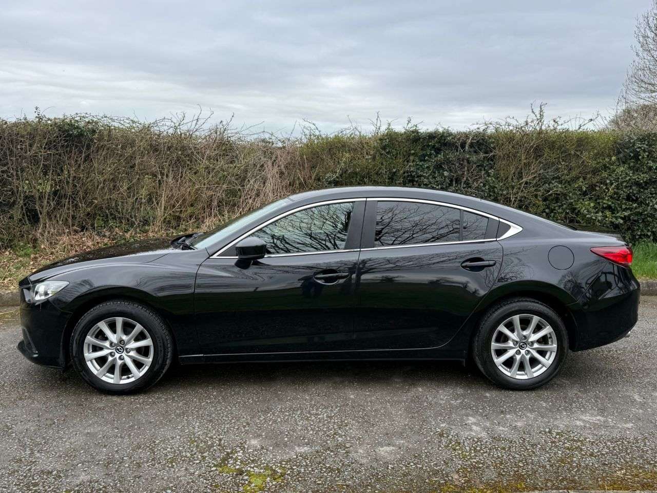 A 2018 MAZDA MAZDA6 2.0 SKYACTIV-G SE-L Nav Saloon 4dr Petrol Manual Euro 6 (s/s) (145 ps) A 2018 MAZDA MAZDA6 2.0 SKYACTIV-G SE-L Nav Saloon 4dr Petrol Manual Euro 6 (s/s) (145 ps)