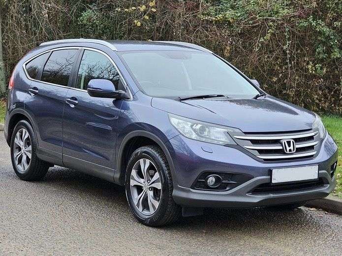 A 2014 HONDA CR-V 1.6 i-DTEC SR SUV 5dr Diesel Manual Euro 5 (s/s) (120 ps) A 2014 HONDA CR-V 1.6 i-DTEC SR SUV 5dr Diesel Manual Euro 5 (s/s) (120 ps)