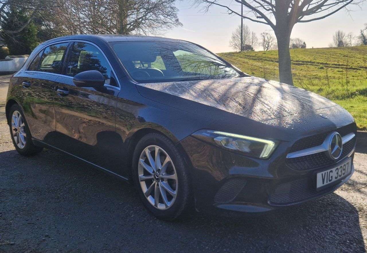 A 2019 MERCEDES-BENZ A-CLASS 1.5 A180d Sport Hatchback 5dr Diesel 7G-DCT Euro 6 (s/s) (116 ps) A 2019 MERCEDES-BENZ A-CLASS 1.5 A180d Sport Hatchback 5dr Diesel 7G-DCT Euro 6 (s/s) (116 ps)