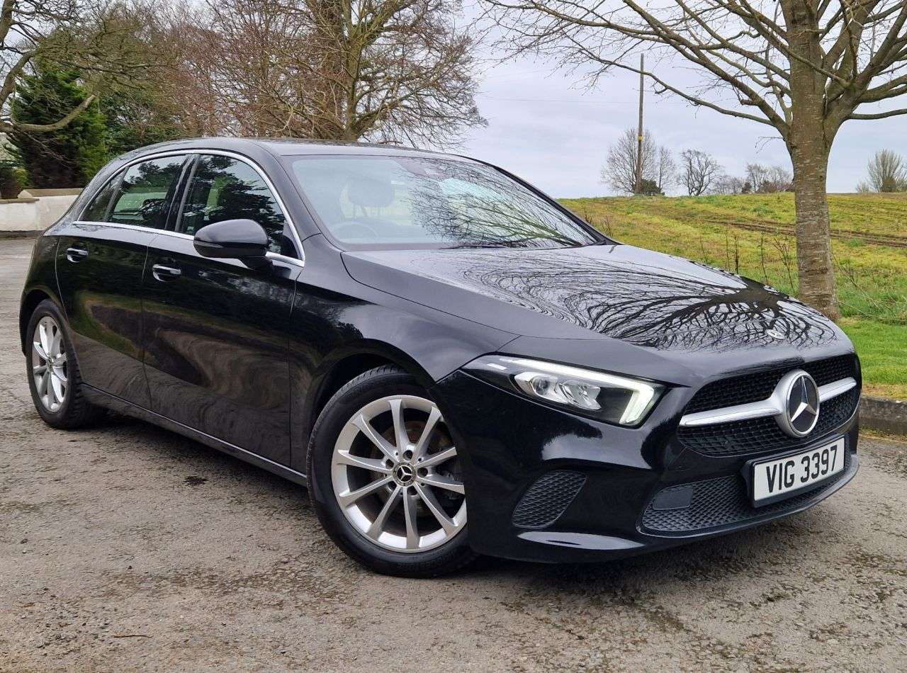 A 2019 MERCEDES-BENZ A-CLASS 1.5 A180d Sport Hatchback 5dr Diesel 7G-DCT Euro 6 (s/s) (116 ps) A 2019 MERCEDES-BENZ A-CLASS 1.5 A180d Sport Hatchback 5dr Diesel 7G-DCT Euro 6 (s/s) (116 ps)