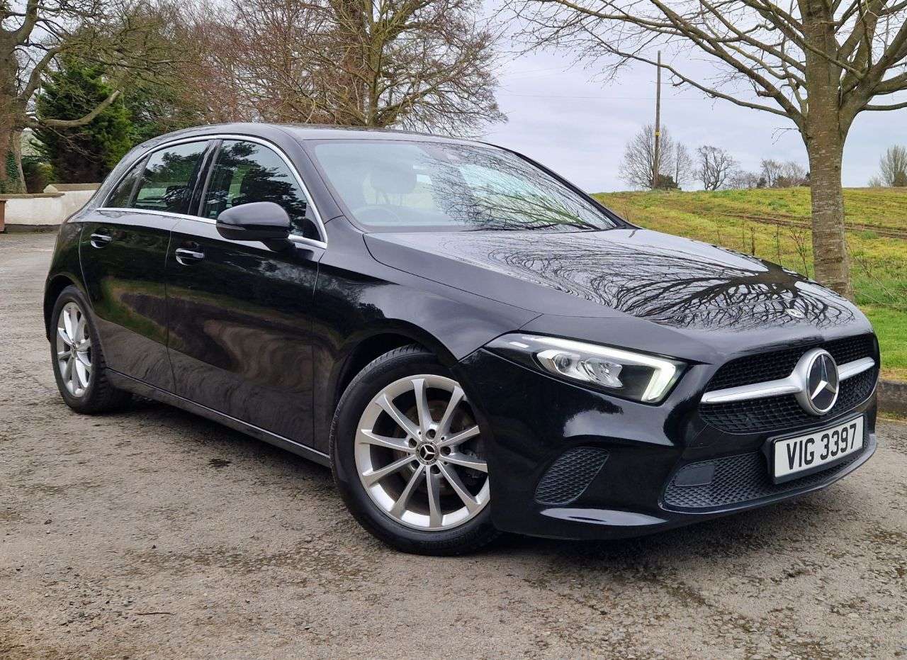 A 2019 MERCEDES-BENZ A-CLASS 1.5 A180d Sport Hatchback 5dr Diesel 7G-DCT Euro 6 (s/s) (116 ps) A 2019 MERCEDES-BENZ A-CLASS 1.5 A180d Sport Hatchback 5dr Diesel 7G-DCT Euro 6 (s/s) (116 ps)