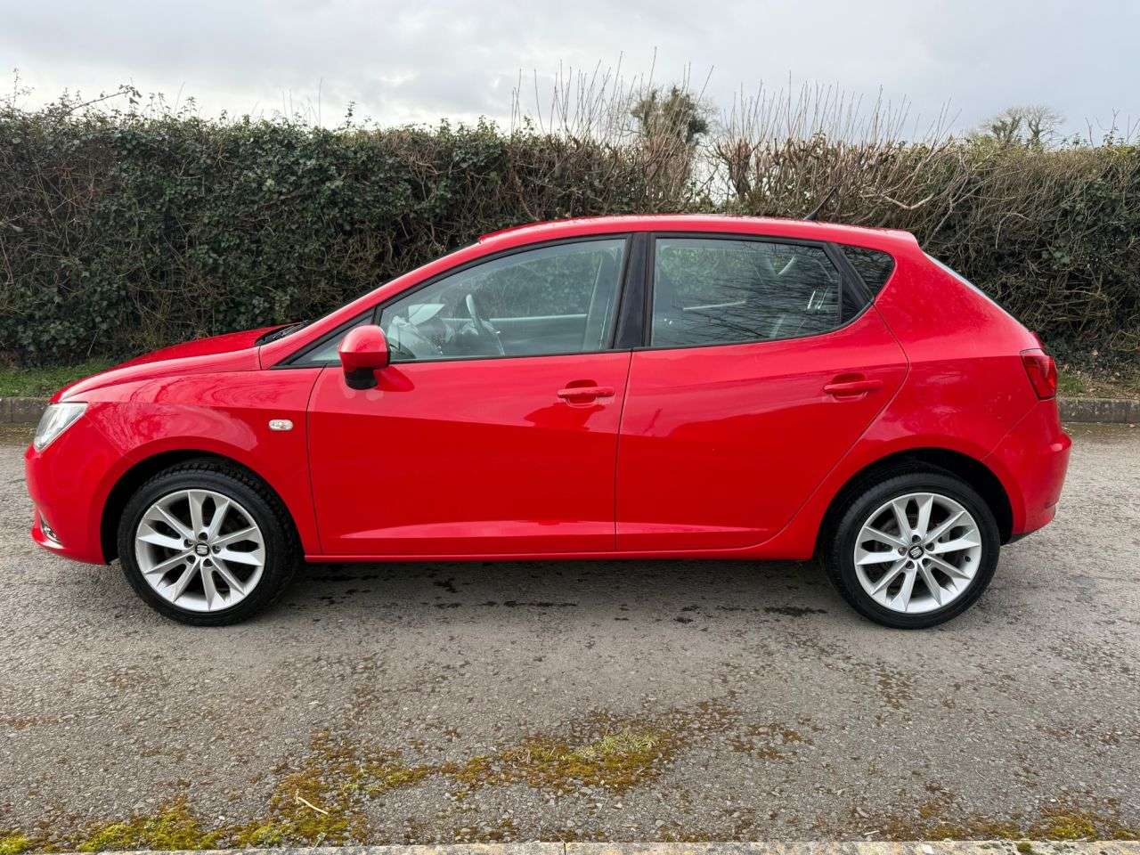 A 2015 SEAT IBIZA 1.4 Toca Hatchback 5dr Petrol Manual Euro 5 (85 ps) A 2015 SEAT IBIZA 1.4 Toca Hatchback 5dr Petrol Manual Euro 5 (85 ps)