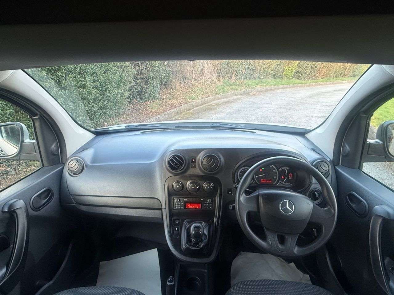 A 2018 MERCEDES-BENZ CITAN 1.5 111 CDI Crew Van Double Cab 6dr Diesel Manual L3 Euro 5 (5 Seat) (110 p A 2018 MERCEDES-BENZ CITAN 1.5 111 CDI Crew Van Double Cab 6dr Diesel Manual L3 Euro 5 (5 Seat) (110 p