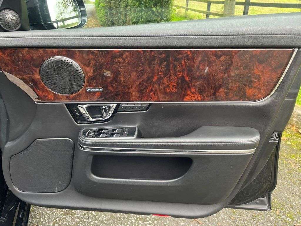 2015 JAGUAR XJ 2015 JAGUAR XJ