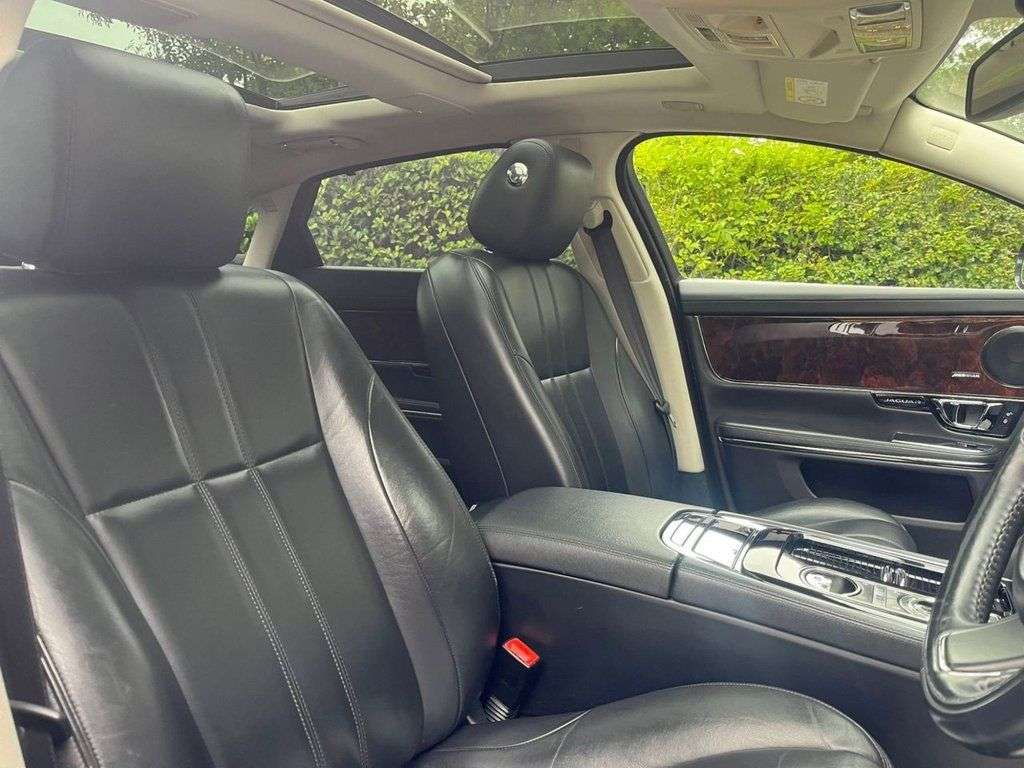 2015 JAGUAR XJ 2015 JAGUAR XJ