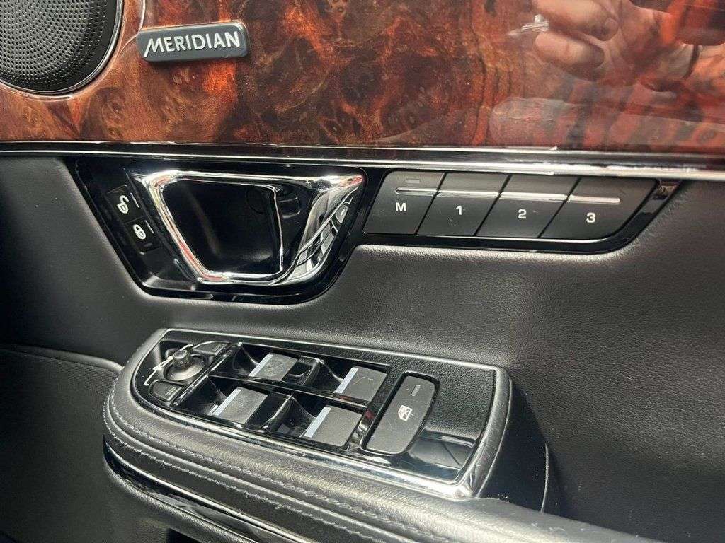 2015 JAGUAR XJ 2015 JAGUAR XJ