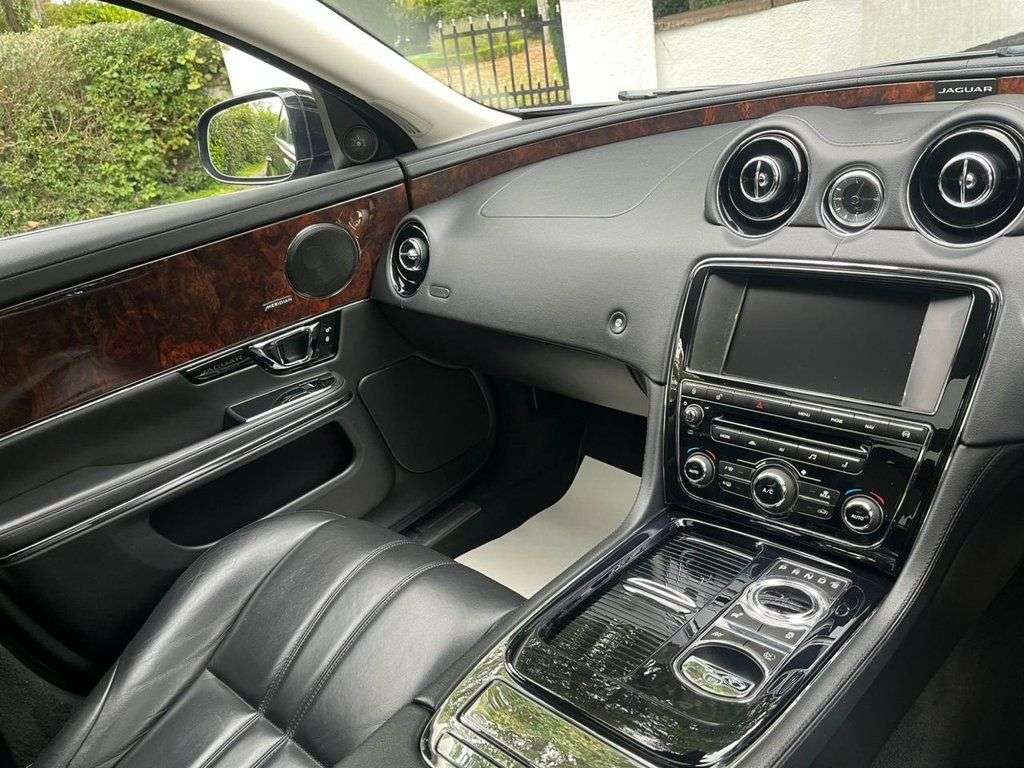 2015 JAGUAR XJ 2015 JAGUAR XJ