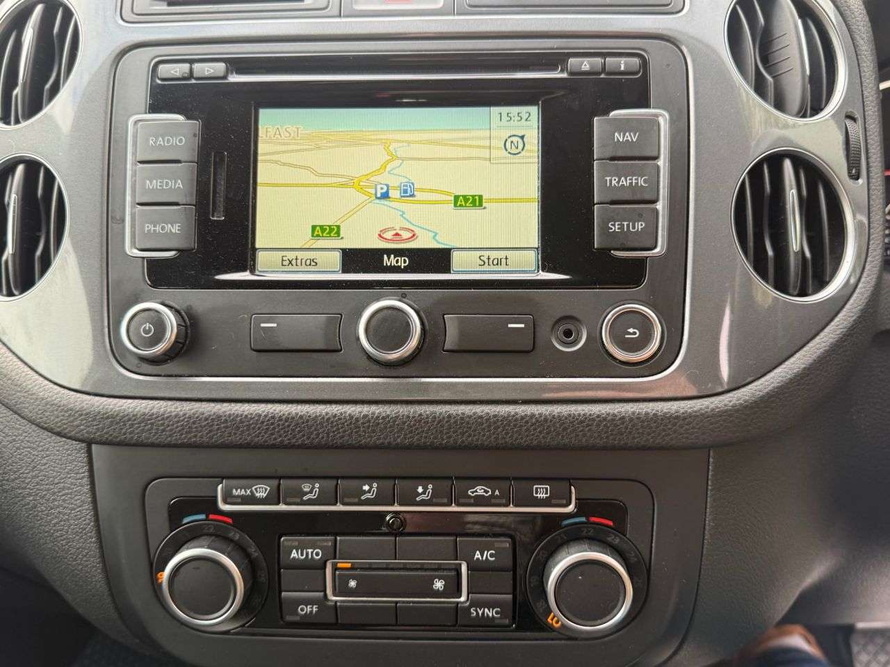 2018 VOLKSWAGEN TIGUAN 2018 VOLKSWAGEN TIGUAN