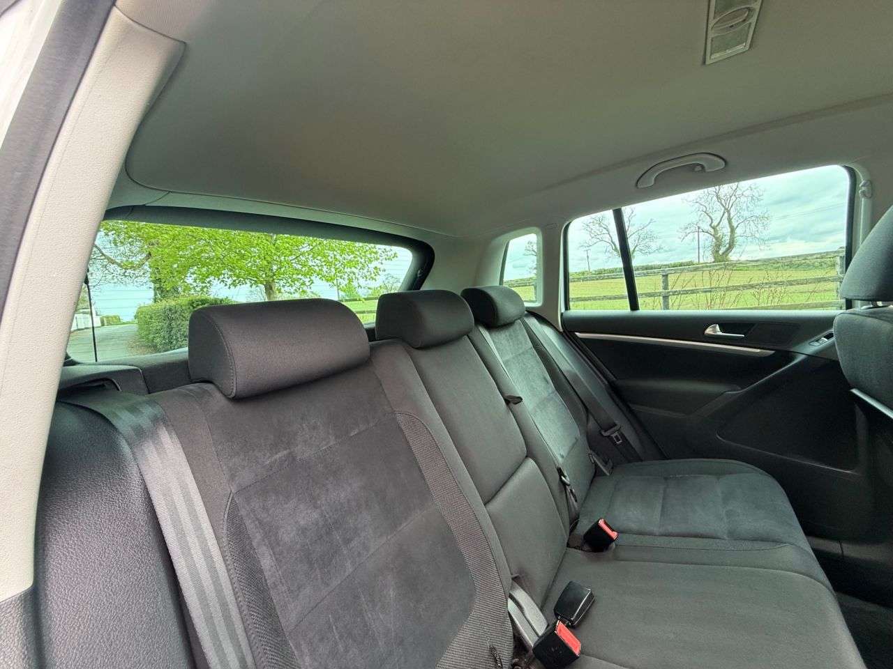 2018 VOLKSWAGEN TIGUAN 2018 VOLKSWAGEN TIGUAN