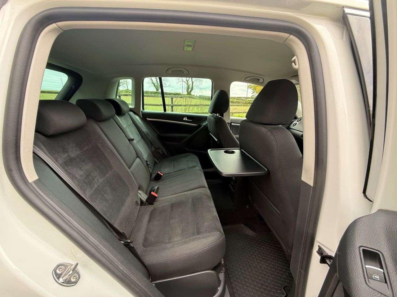 2018 VOLKSWAGEN TIGUAN 2018 VOLKSWAGEN TIGUAN