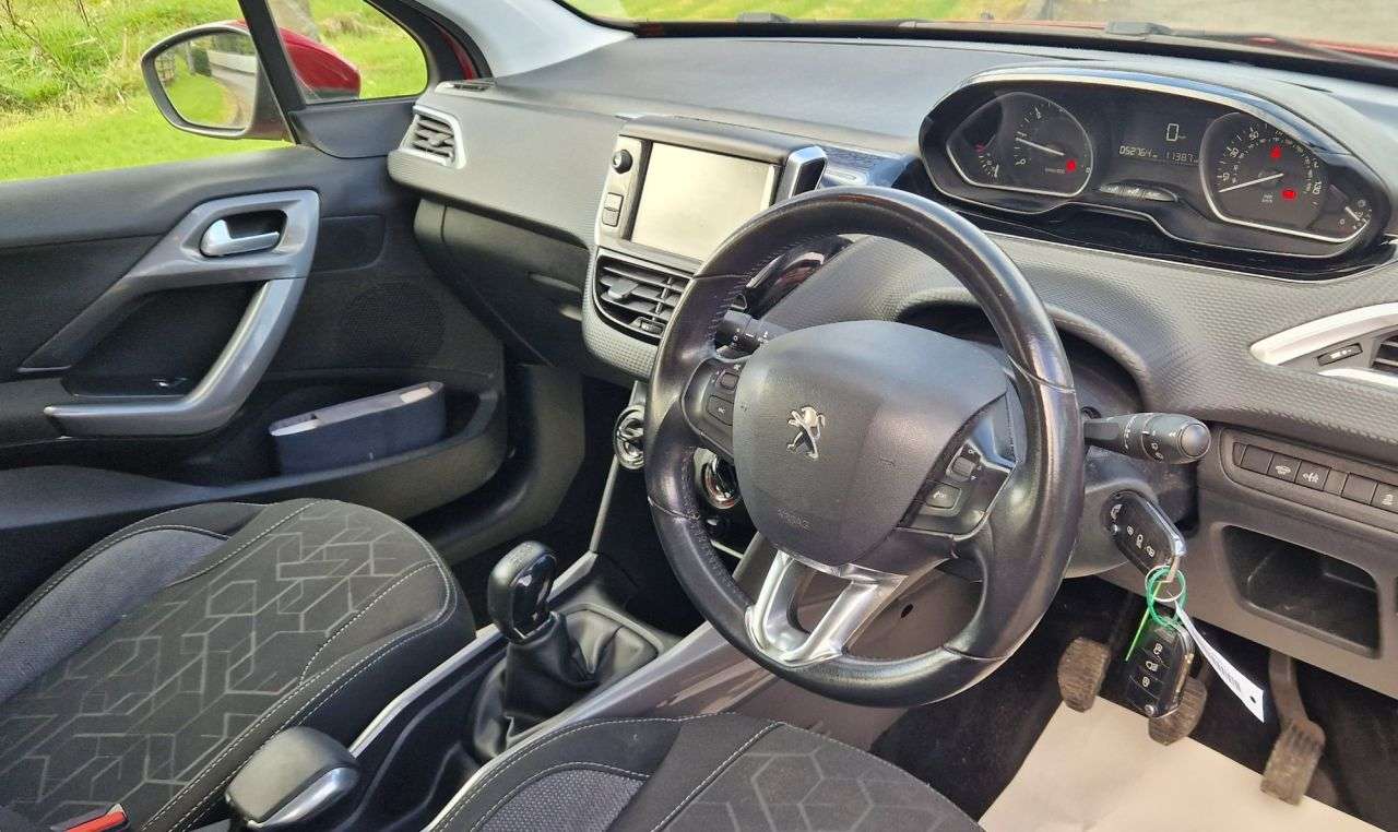 2017 PEUGEOT 2008 2017 PEUGEOT 2008