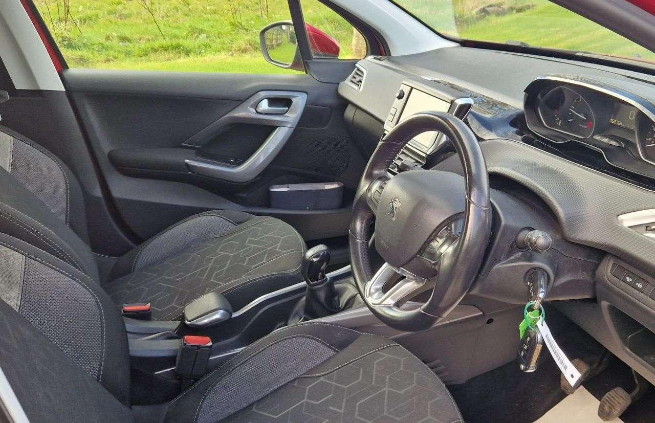 2017 PEUGEOT 2008 2017 PEUGEOT 2008