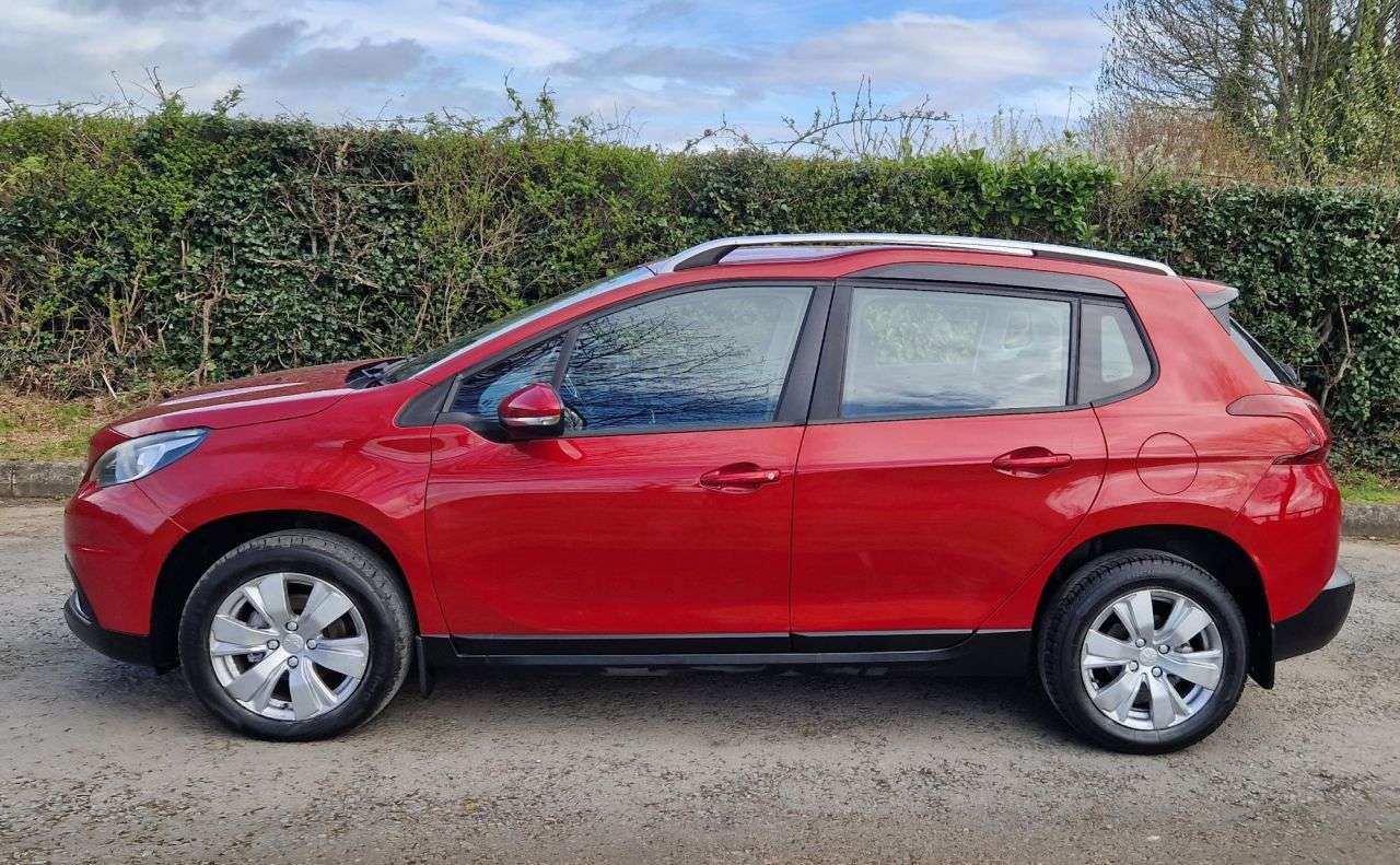 A 2017 PEUGEOT 2008 1.6 BlueHDi Active SUV 5dr Diesel Manual Euro 6 (75 ps) A 2017 PEUGEOT 2008 1.6 BlueHDi Active SUV 5dr Diesel Manual Euro 6 (75 ps)