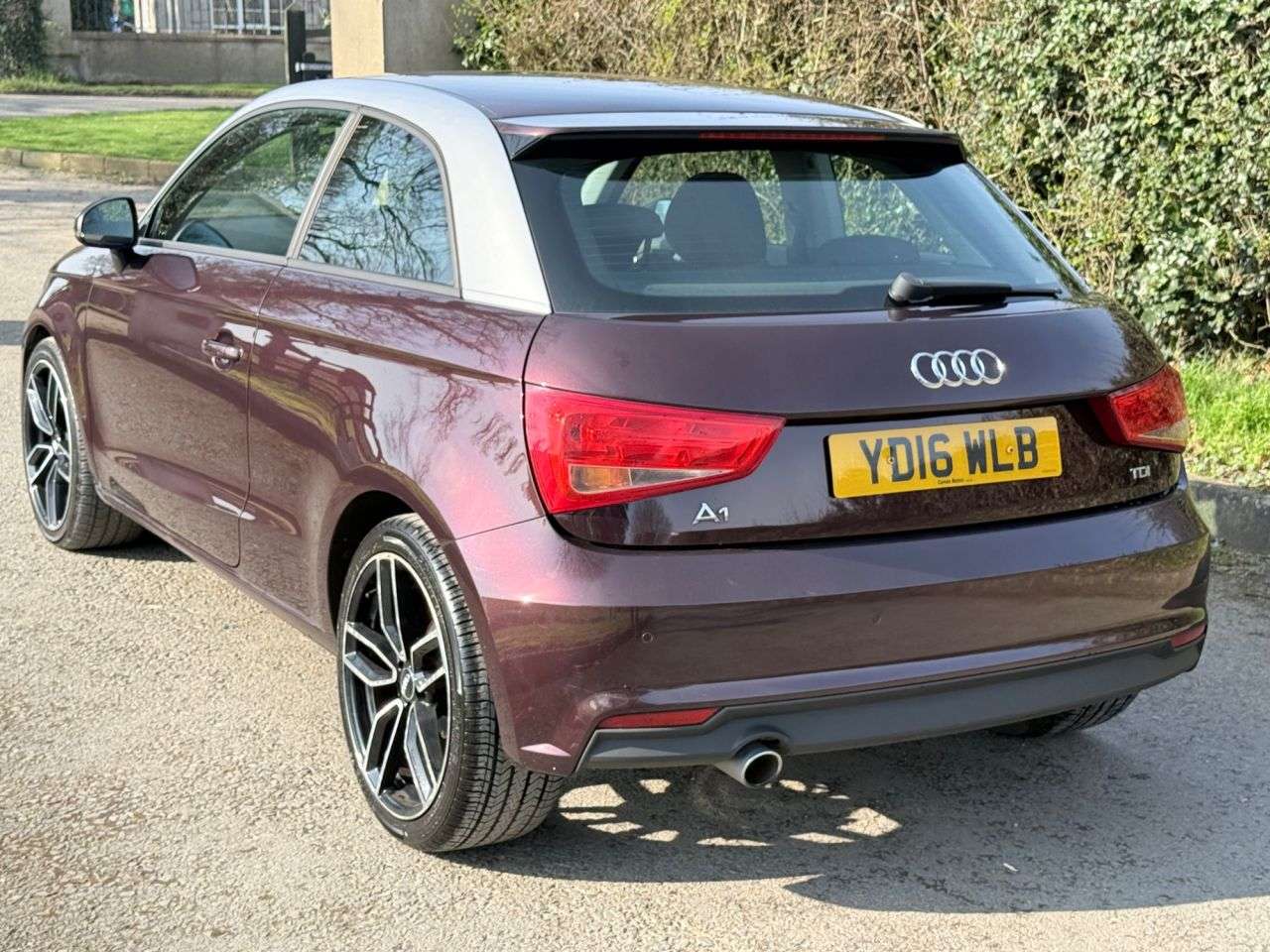 2016 AUDI A1 2016 AUDI A1
