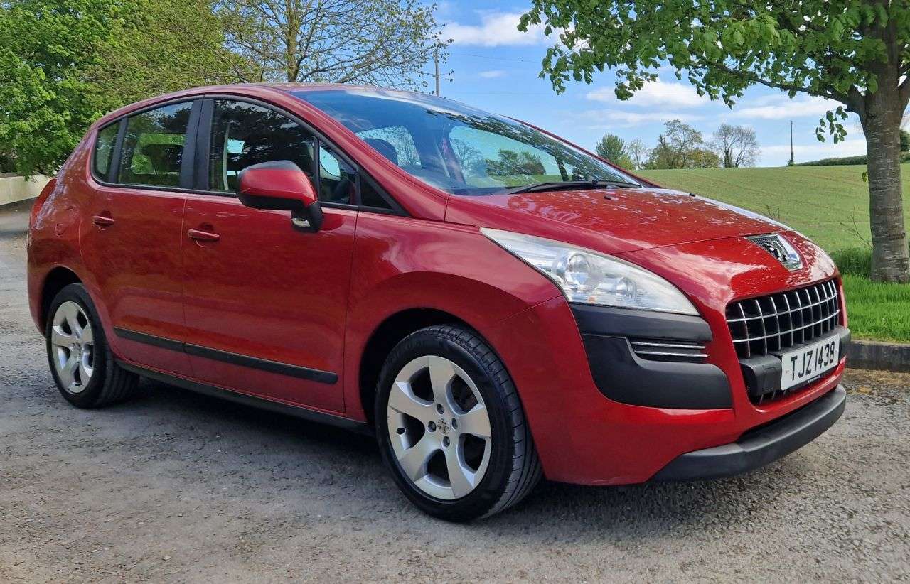 A 2012 PEUGEOT 3008 1.6 VTi Active SUV 5dr Petrol Manual Euro 5 (120 ps) A 2012 PEUGEOT 3008 1.6 VTi Active SUV 5dr Petrol Manual Euro 5 (120 ps)