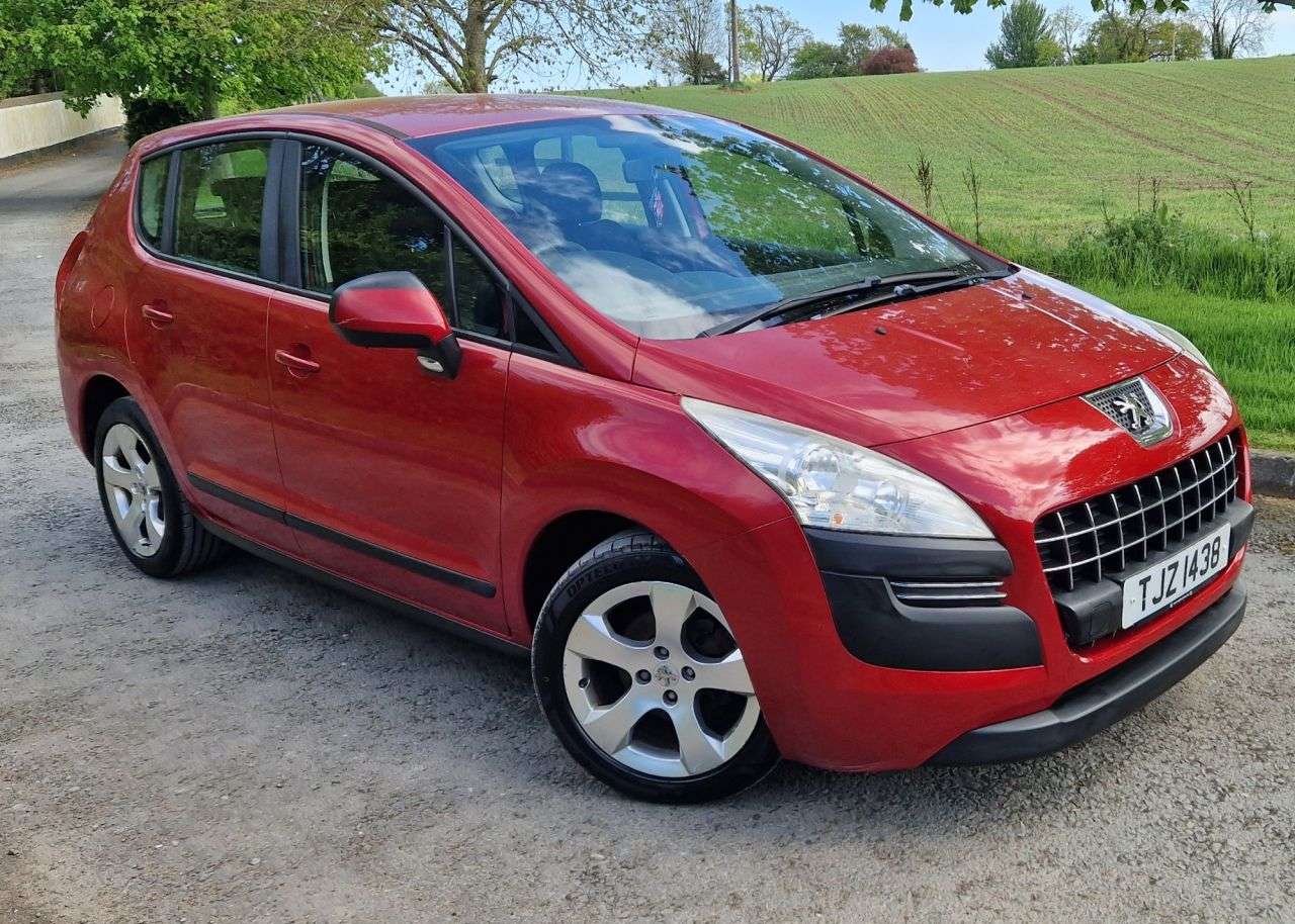 A 2012 PEUGEOT 3008 1.6 VTi Active SUV 5dr Petrol Manual Euro 5 (120 ps) A 2012 PEUGEOT 3008 1.6 VTi Active SUV 5dr Petrol Manual Euro 5 (120 ps)