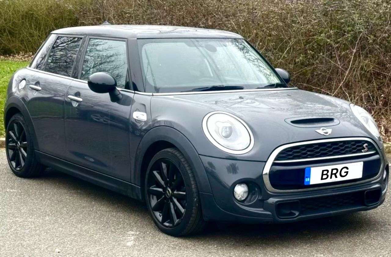 A 2017 MINI HATCH 2.0 Cooper SD Hatchback 5dr Diesel Manual Euro 6 (s/s) (170 ps) A 2017 MINI HATCH 2.0 Cooper SD Hatchback 5dr Diesel Manual Euro 6 (s/s) (170 ps)