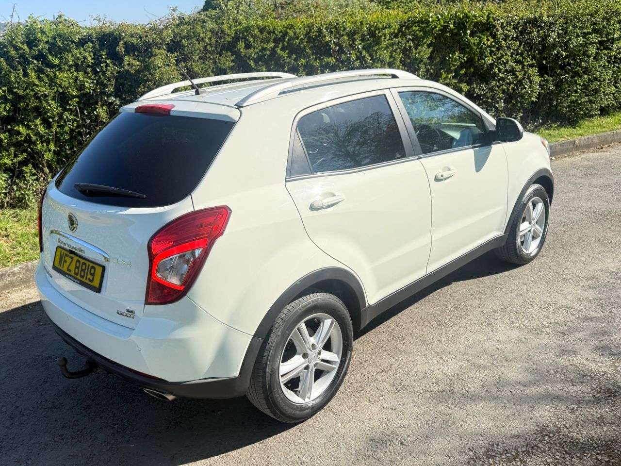 A 2015 SSANGYONG KORANDO 2.0D ELX4 SUV 5dr Diesel T-Tronic 4WD Euro 5 (175 ps) A 2015 SSANGYONG KORANDO 2.0D ELX4 SUV 5dr Diesel T-Tronic 4WD Euro 5 (175 ps)