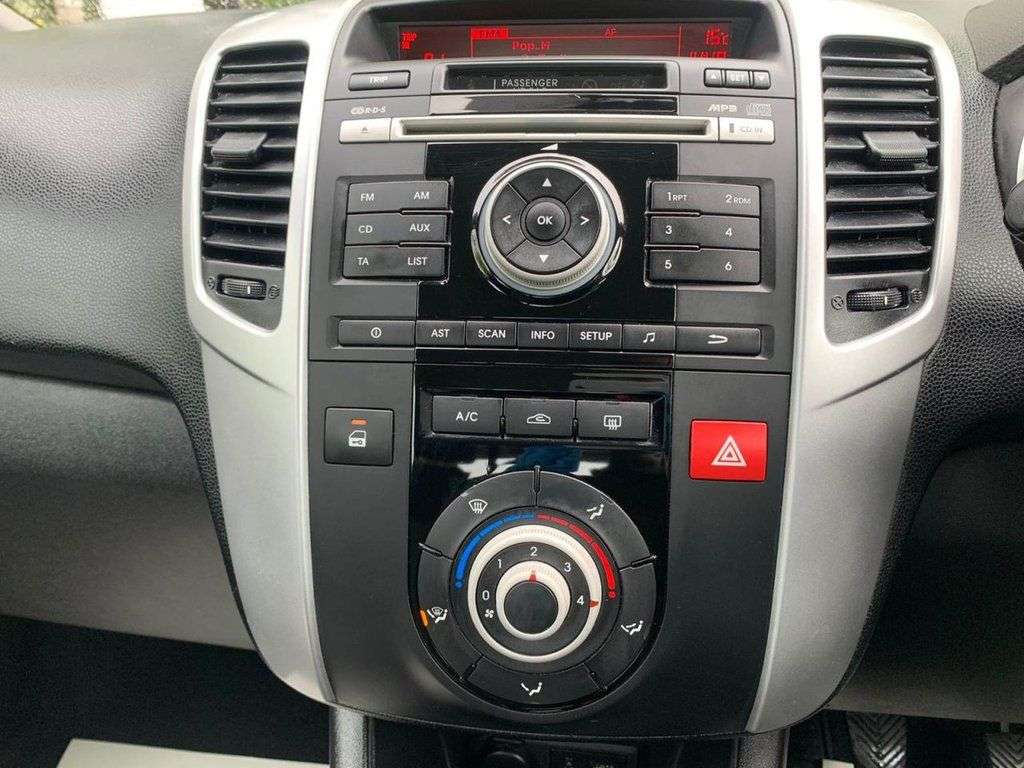 2012 KIA VENGA 2012 KIA VENGA