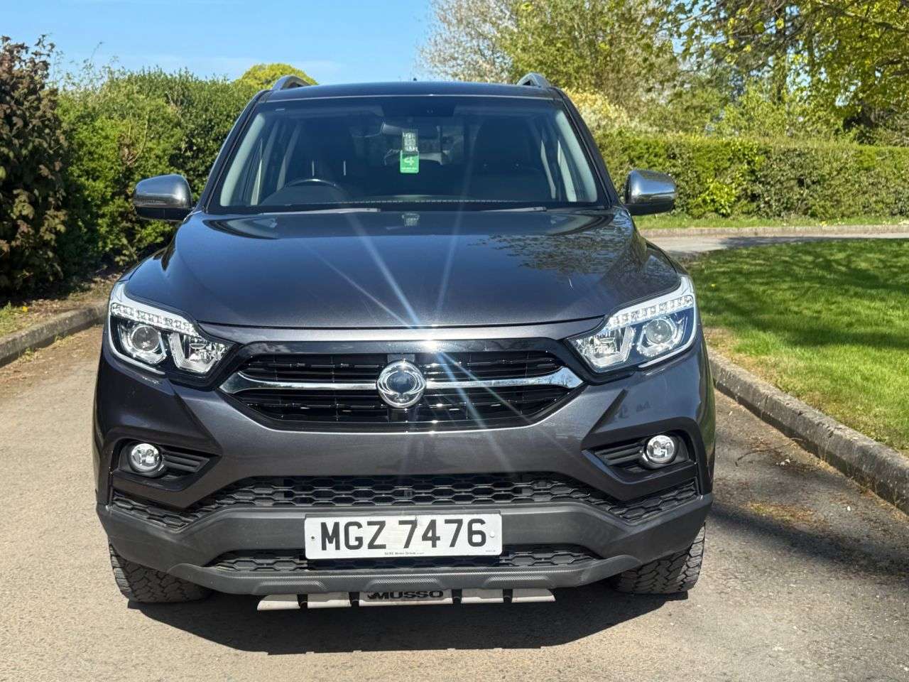 A 2019 SSANGYONG MUSSO 2.2D Saracen Pickup Double Cab 4dr Diesel Auto 4WD Euro 6 (181 ps) A 2019 SSANGYONG MUSSO 2.2D Saracen Pickup Double Cab 4dr Diesel Auto 4WD Euro 6 (181 ps)