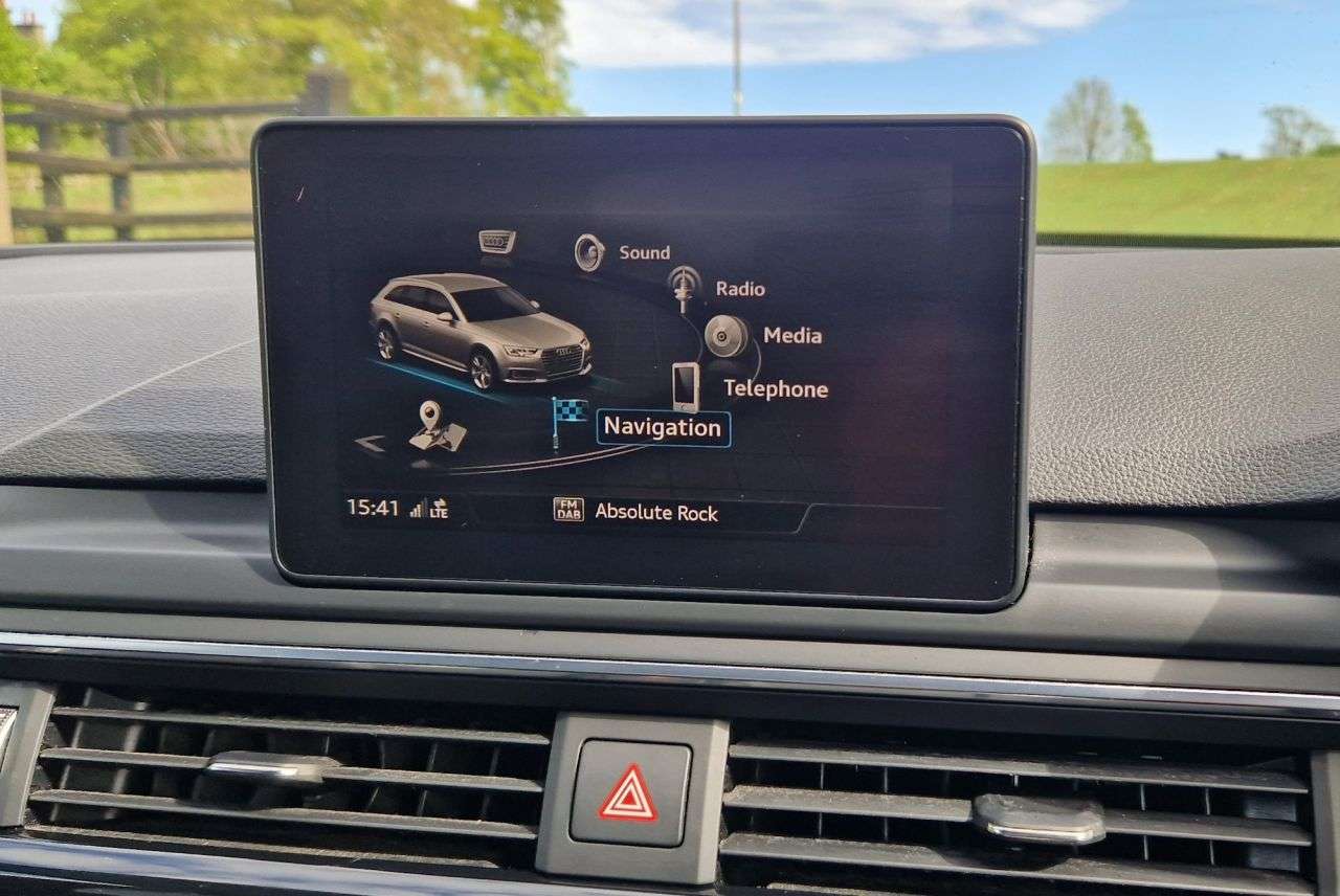 2017 AUDI A4 AVANT 2017 AUDI A4 AVANT