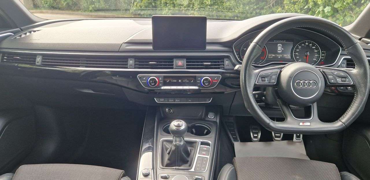 2017 AUDI A4 AVANT 2017 AUDI A4 AVANT