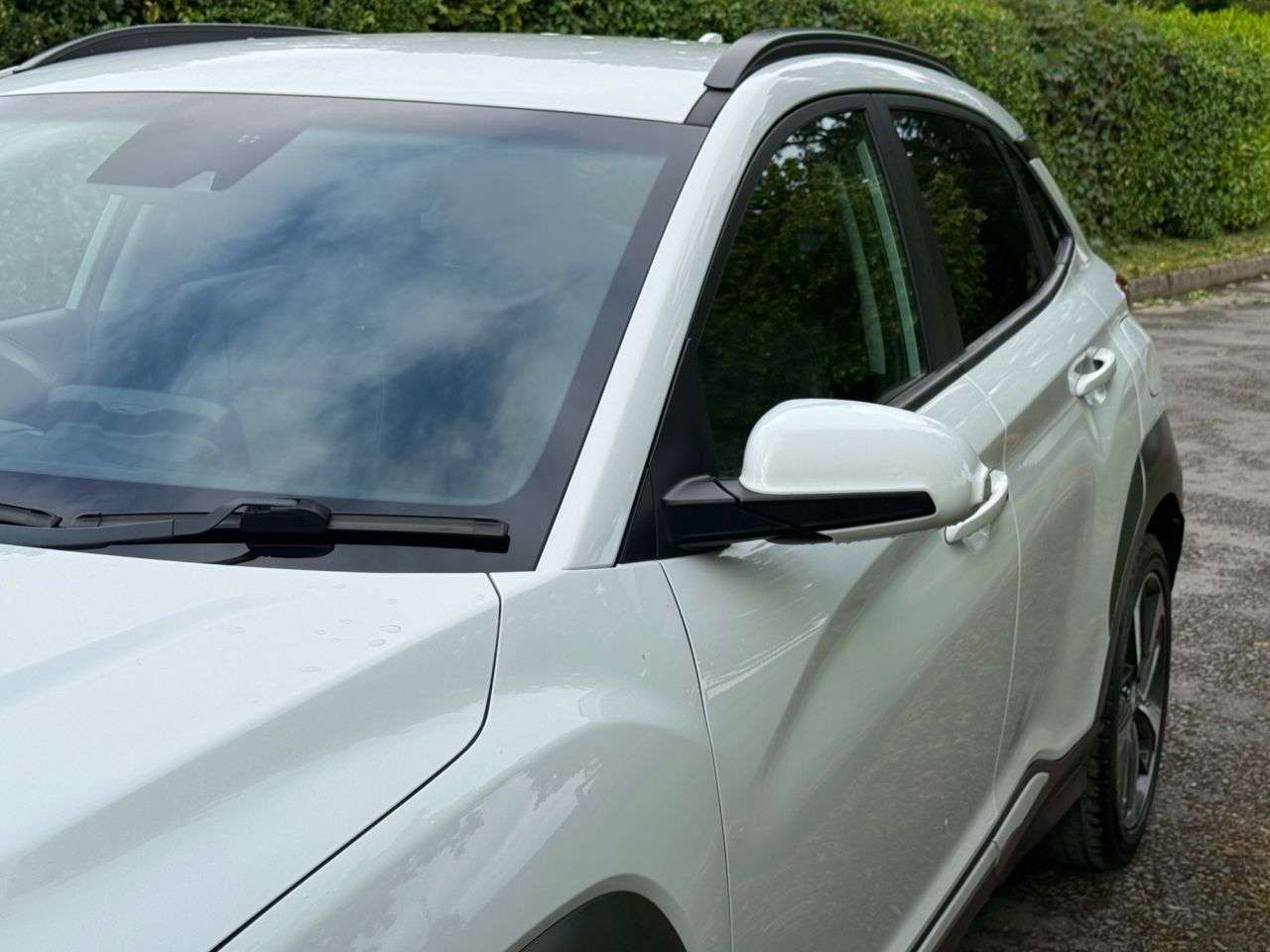 A 2018 HYUNDAI KONA 1.0 T-GDi Blue Drive Premium SE SUV 5dr Petrol Manual Euro 6 (s/s) (120 ps) A 2018 HYUNDAI KONA 1.0 T-GDi Blue Drive Premium SE SUV 5dr Petrol Manual Euro 6 (s/s) (120 ps)