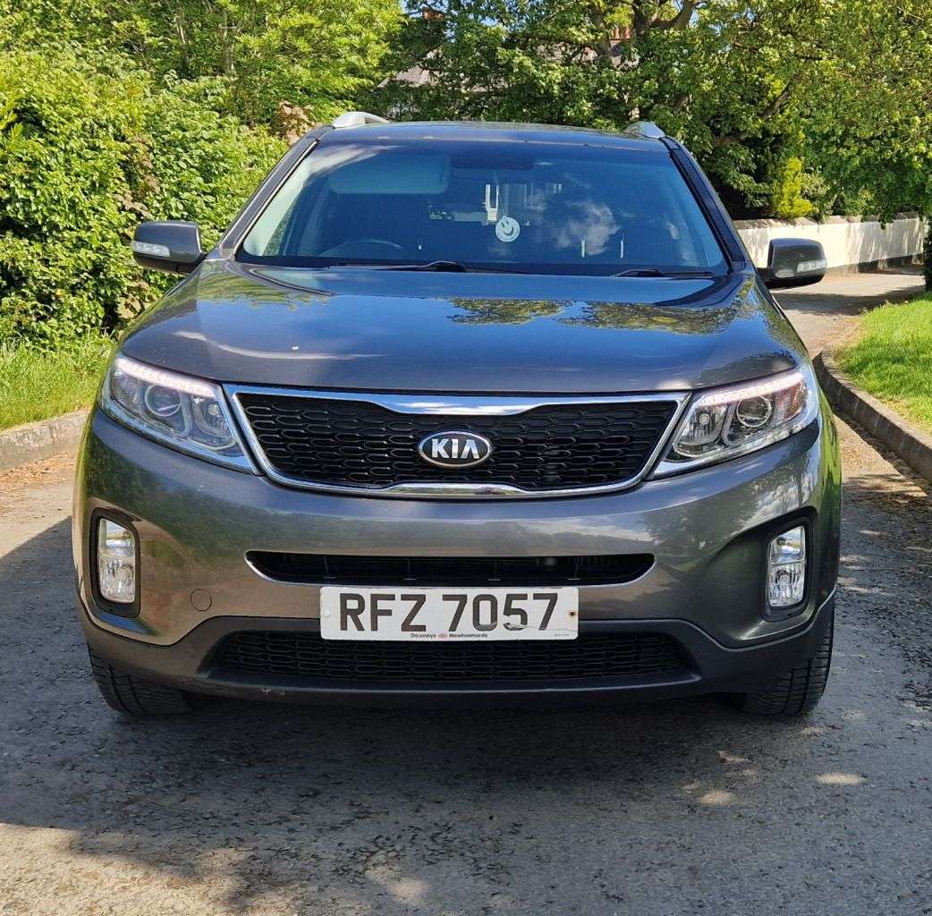 A 2014 KIA SORENTO 2.2 CRDi KX-2 SUV 5dr Diesel Auto AWD Euro 5 (194 bhp) A 2014 KIA SORENTO 2.2 CRDi KX-2 SUV 5dr Diesel Auto AWD Euro 5 (194 bhp)