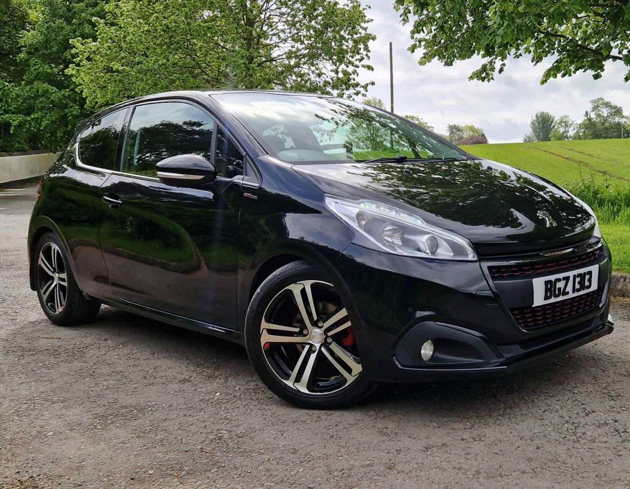 A 2016 PEUGEOT 208 1.2 PureTech GT Line Hatchback 3dr Petrol Manual Euro 6 (s/s) (110 ps) A 2016 PEUGEOT 208 1.2 PureTech GT Line Hatchback 3dr Petrol Manual Euro 6 (s/s) (110 ps)