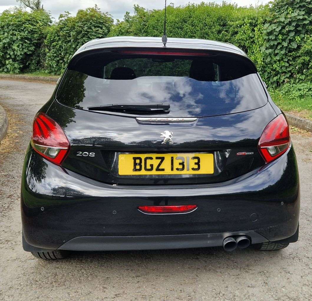 2016 PEUGEOT 208 2016 PEUGEOT 208