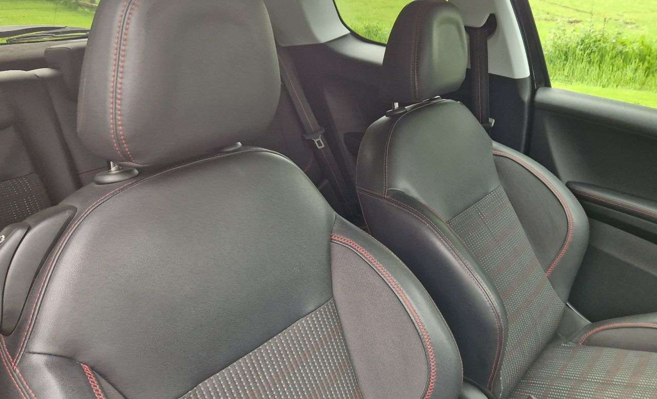 2016 PEUGEOT 208 2016 PEUGEOT 208