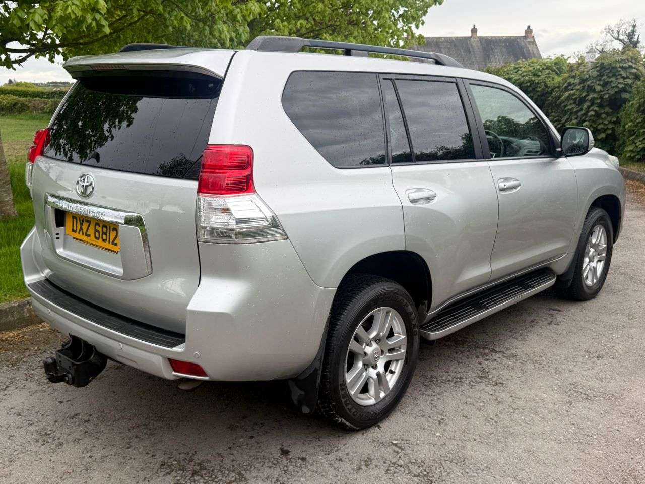 A 2013 TOYOTA LAND CRUISER 3.0 D-4D LC4 SUV 5dr Diesel Auto 4WD Euro 5 (190 ps) A 2013 TOYOTA LAND CRUISER 3.0 D-4D LC4 SUV 5dr Diesel Auto 4WD Euro 5 (190 ps)