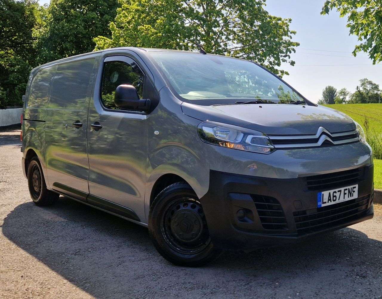 A 2018 CITROEN DISPATCH 1.6 BlueHDi 1000 Enterprise M Panel Van 6dr Diesel Manual FWD 2 Euro 6 (95 A 2018 CITROEN DISPATCH 1.6 BlueHDi 1000 Enterprise M Panel Van 6dr Diesel Manual FWD 2 Euro 6 (95