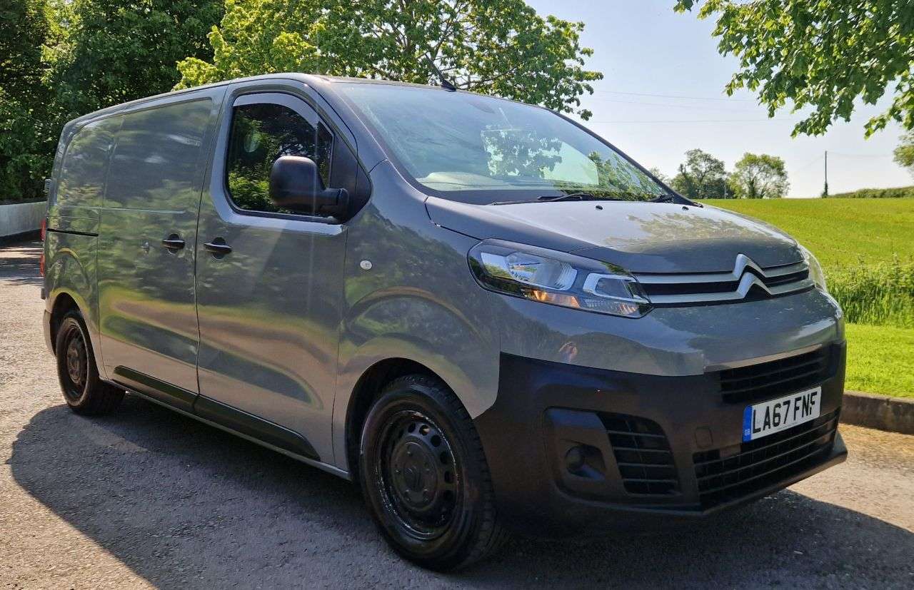 A 2018 CITROEN DISPATCH 1.6 BlueHDi 1000 Enterprise M Panel Van 6dr Diesel Manual FWD 2 Euro 6 (95 A 2018 CITROEN DISPATCH 1.6 BlueHDi 1000 Enterprise M Panel Van 6dr Diesel Manual FWD 2 Euro 6 (95