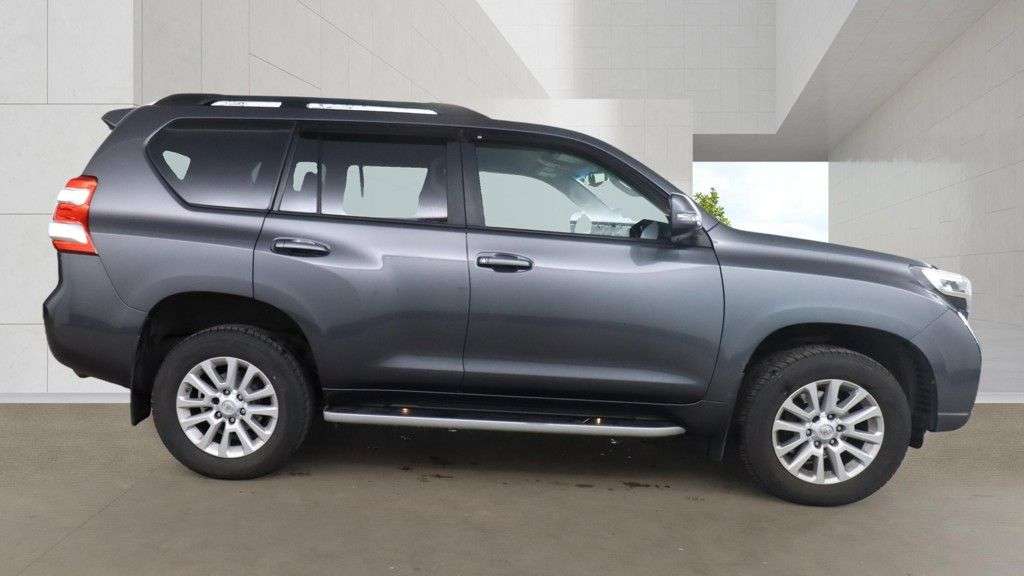 2016 TOYOTA LAND CRUISER 2016 TOYOTA LAND CRUISER