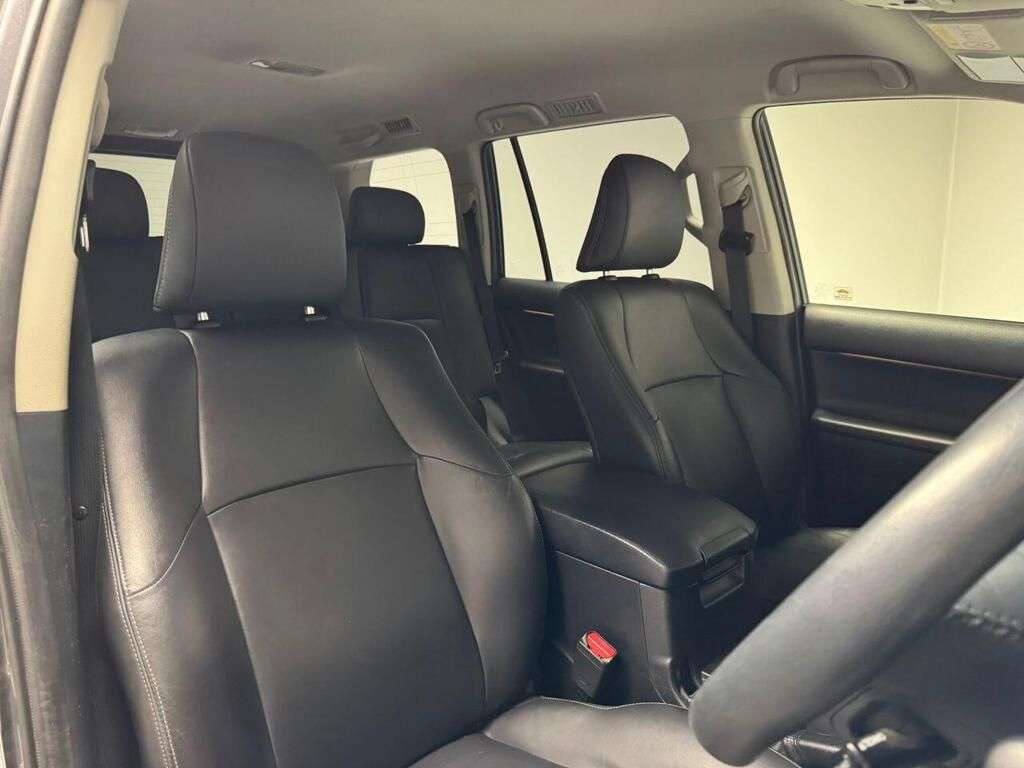 2016 TOYOTA LAND CRUISER 2016 TOYOTA LAND CRUISER