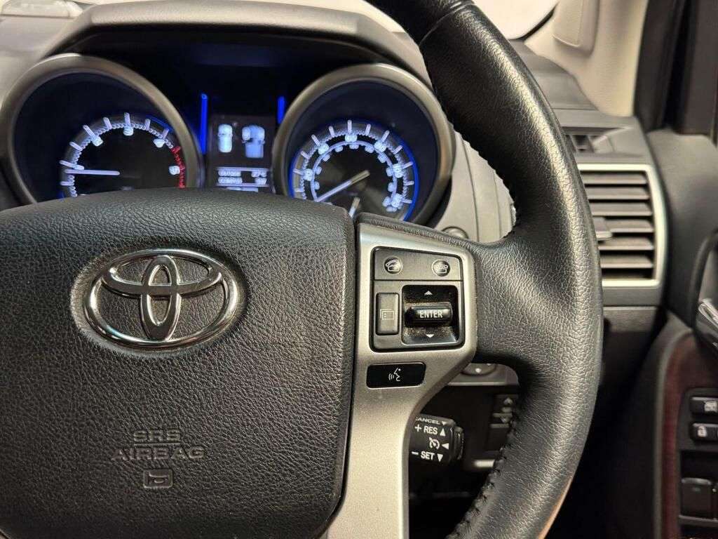 2016 TOYOTA LAND CRUISER 2016 TOYOTA LAND CRUISER