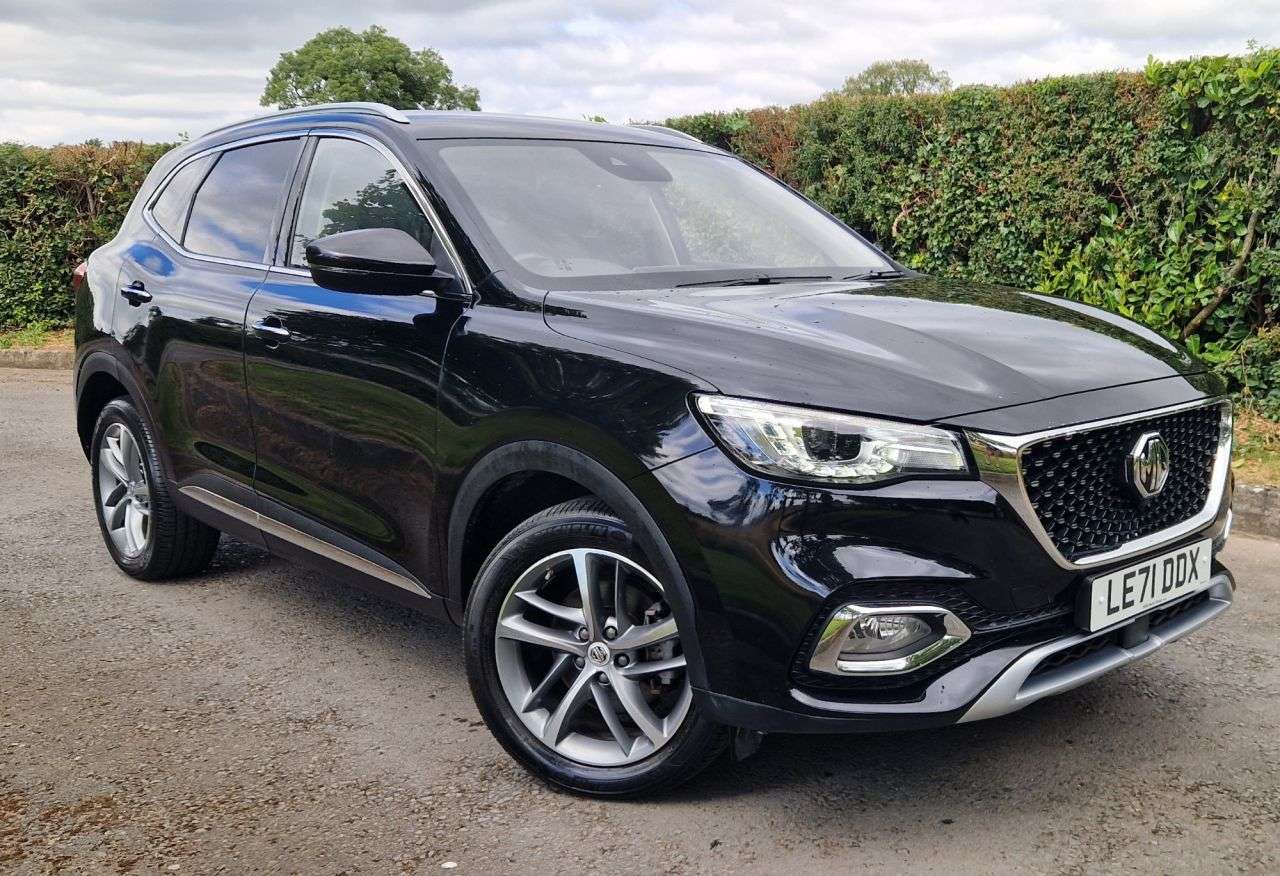 A 2022 MG MG HS 1.5 T-GDI Excite SUV 5dr Petrol Manual Euro 6 (s/s) (162 ps) A 2022 MG MG HS 1.5 T-GDI Excite SUV 5dr Petrol Manual Euro 6 (s/s) (162 ps)