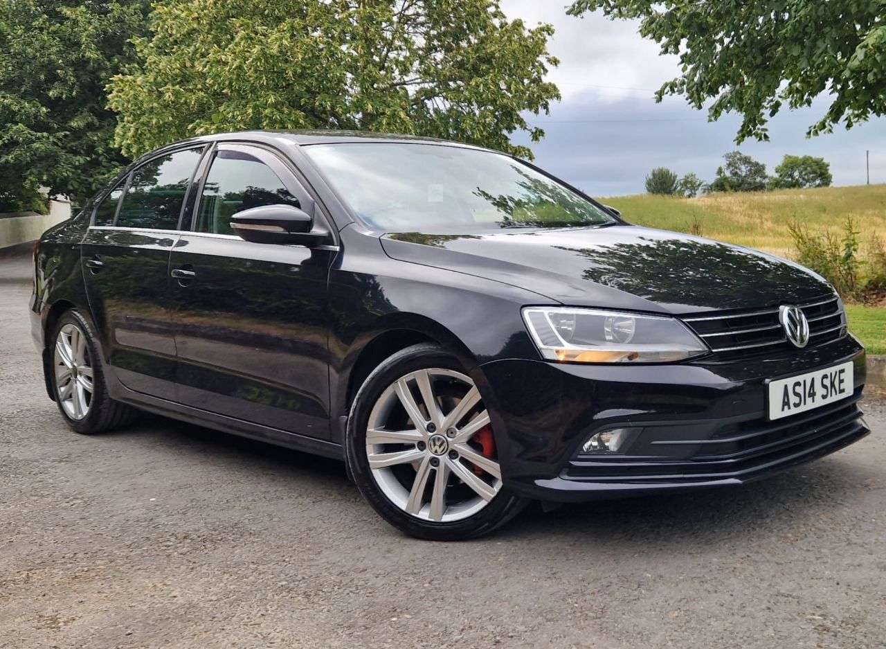 A 2016 VOLKSWAGEN JETTA 2.0 TDI BlueMotion Tech GT Saloon 4dr Diesel Manual Euro 6 (s/s) (150 ps) A 2016 VOLKSWAGEN JETTA 2.0 TDI BlueMotion Tech GT Saloon 4dr Diesel Manual Euro 6 (s/s) (150 ps)