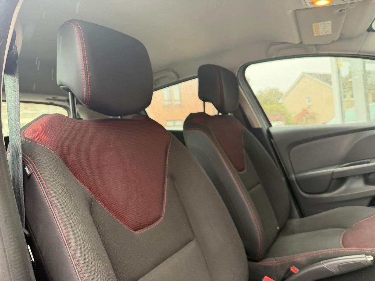 2013 RENAULT CLIO 2013 RENAULT CLIO