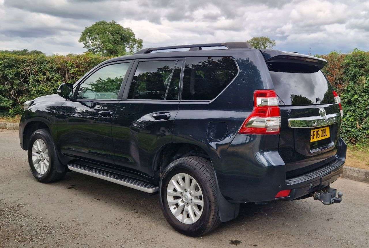 2016 TOYOTA LAND CRUISER 2016 TOYOTA LAND CRUISER