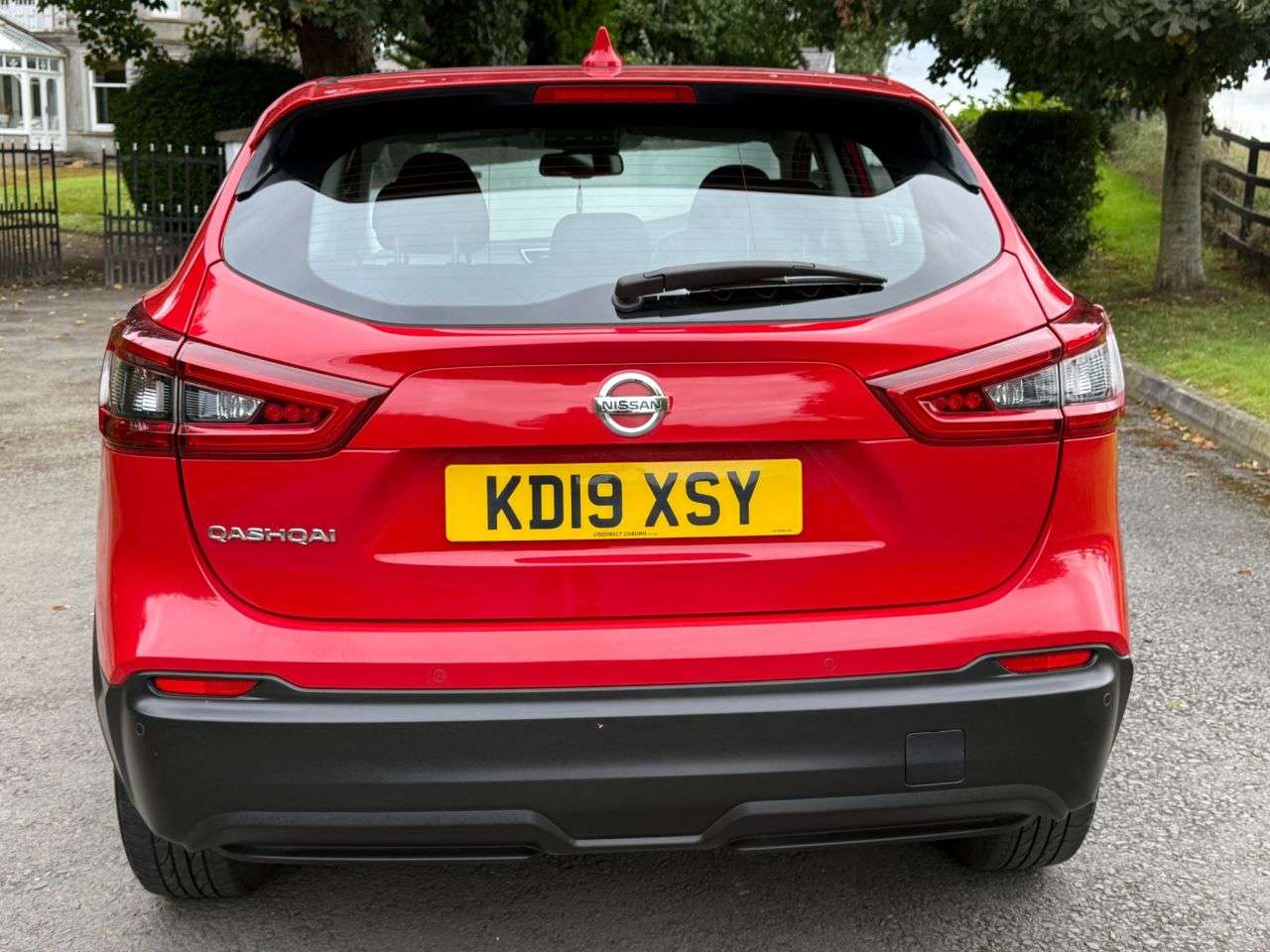 A 2019 NISSAN QASHQAI 1.3 DIG-T Acenta Premium SUV 5dr Petrol Manual Euro 6 (s/s) (160 ps) A 2019 NISSAN QASHQAI 1.3 DIG-T Acenta Premium SUV 5dr Petrol Manual Euro 6 (s/s) (160 ps)