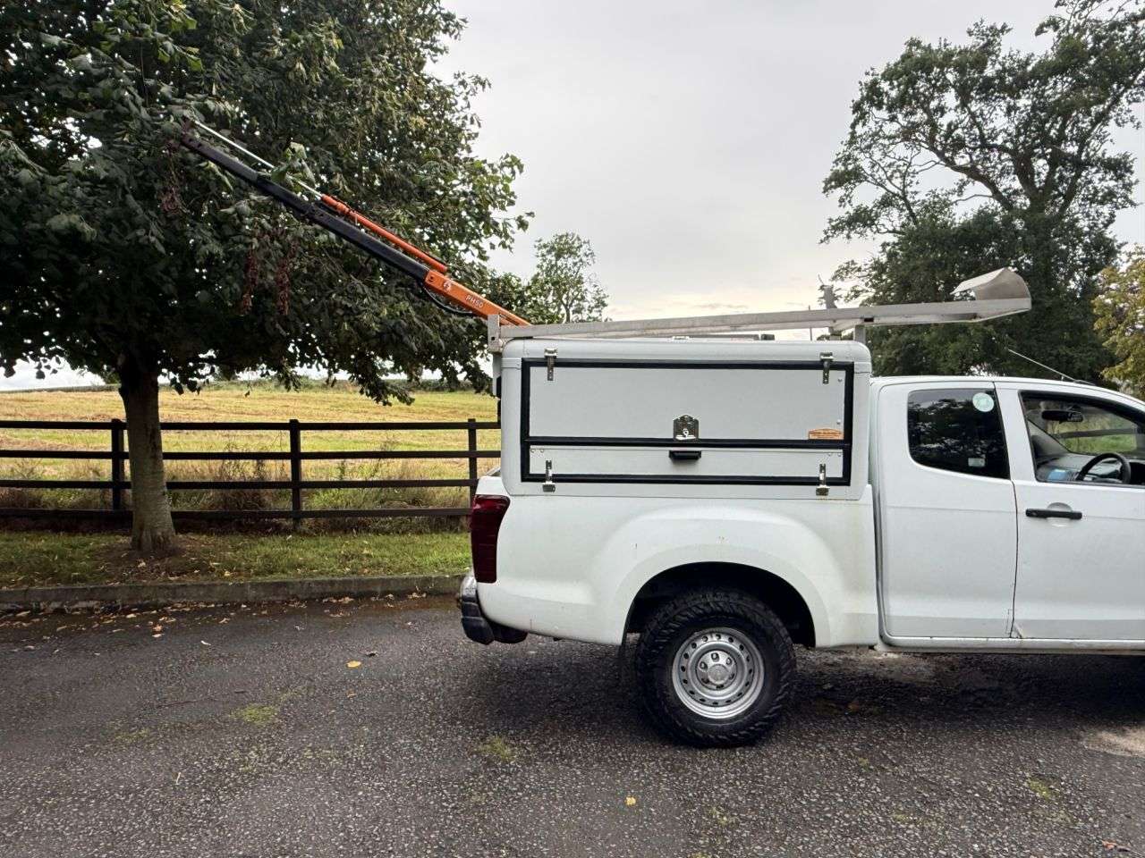 2017 ISUZU D-MAX 2017 ISUZU D-MAX