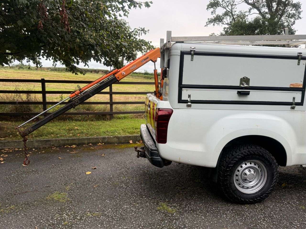 2017 ISUZU D-MAX 2017 ISUZU D-MAX