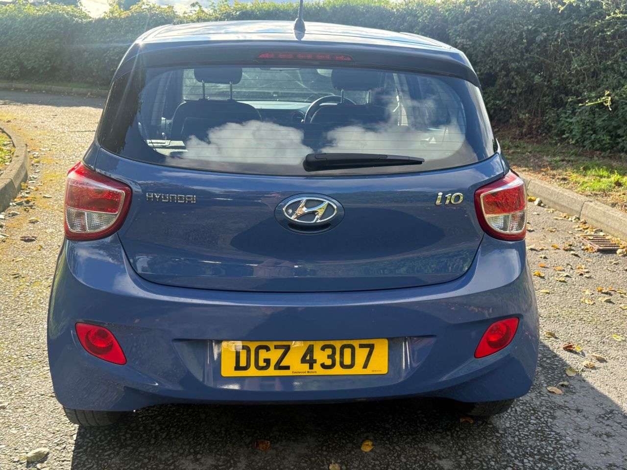 A 2016 HYUNDAI I10 1.0 SE Hatchback 5dr Petrol Manual Euro 5 (66 ps) A 2016 HYUNDAI I10 1.0 SE Hatchback 5dr Petrol Manual Euro 5 (66 ps)