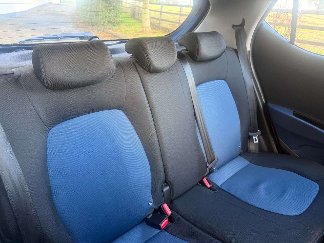 2016 HYUNDAI I10 2016 HYUNDAI I10