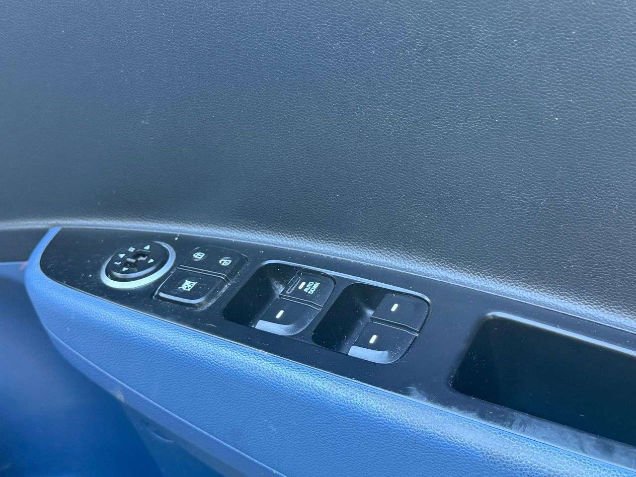 2016 HYUNDAI I10 2016 HYUNDAI I10