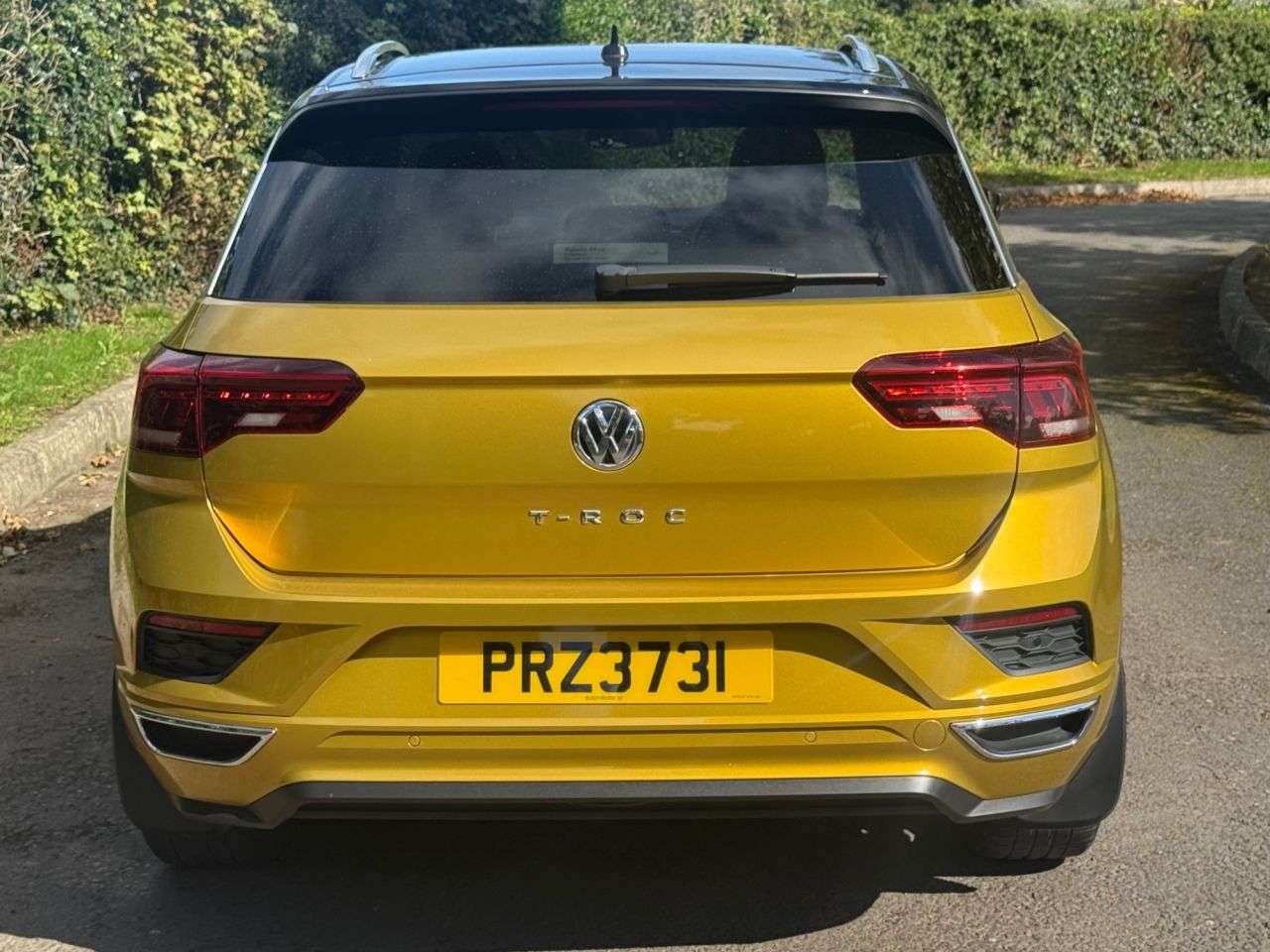 A 2019 VOLKSWAGEN T-ROC 1.5 TSI GPF EVO R-Line SUV 5dr Petrol Manual Euro 6 (s/s) (150 ps) A 2019 VOLKSWAGEN T-ROC 1.5 TSI GPF EVO R-Line SUV 5dr Petrol Manual Euro 6 (s/s) (150 ps)