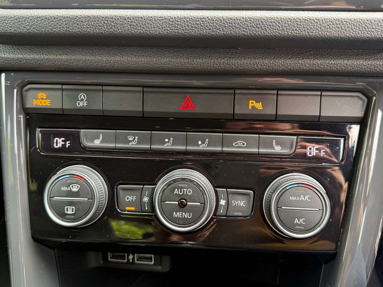 2019 VOLKSWAGEN T-ROC 2019 VOLKSWAGEN T-ROC